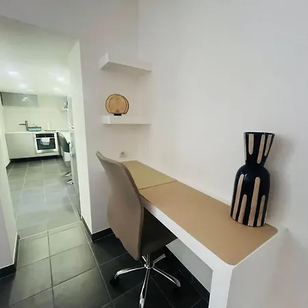 Apartament Centre Avec Patio Prive *