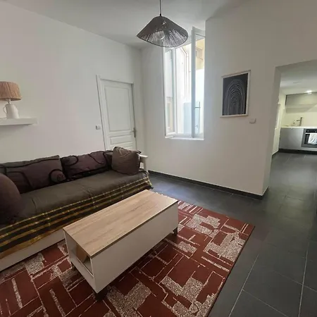 Apartament Centre Avec Patio Prive