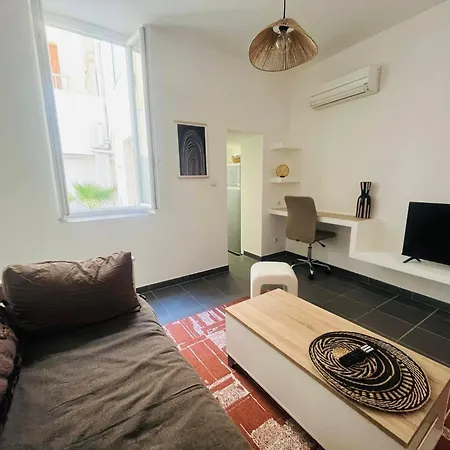 Centre Avec Patio Prive Apartament